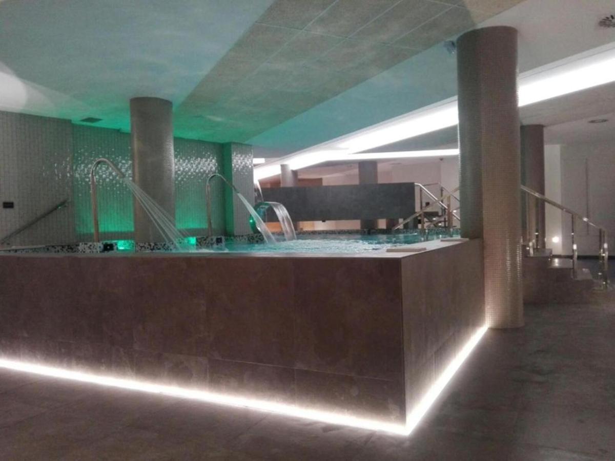 Spa Suites Odeon 나론 외부 사진